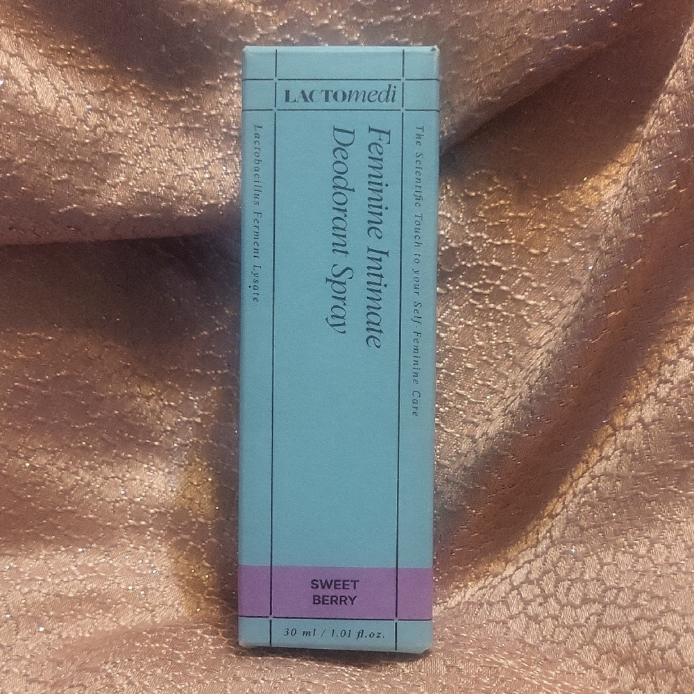 Feminine Intimate Deodorant Spray - Blue and Purple